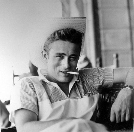 james_dean_smoking2