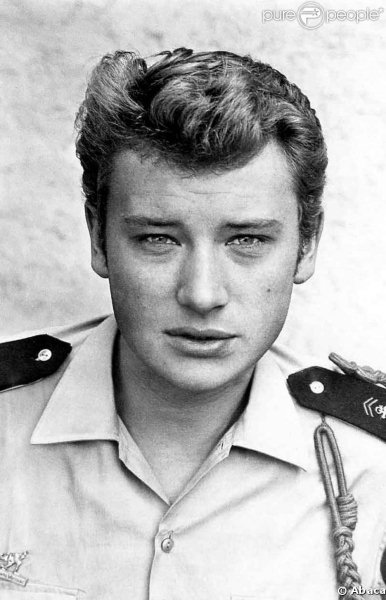 58067-johnny-hallyday-en-1964-637x0-1
