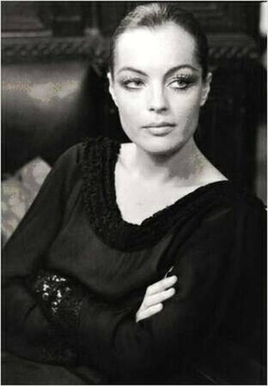 romy-schneider-iphqm