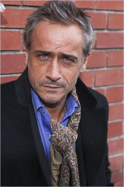 19635147_jpg-r_640_600-b_1_d6d6d6-f_jpg-q_x-xxyxx